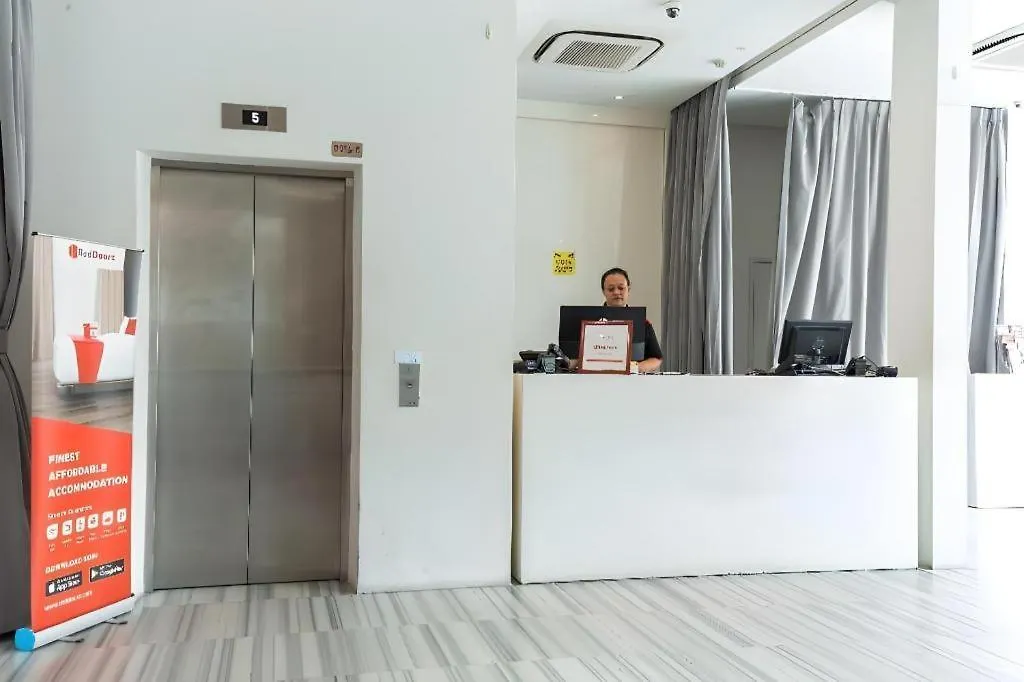 ***  Reddoorz Hotel Plus @ Little India Singapore Singapore